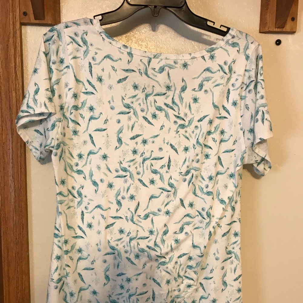 LuLaRoe CLASSIC TEE!